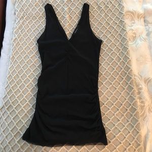 ARDEN B. BLACK SHEER TANK✨